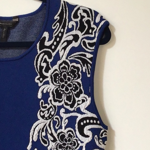 BCBGMaxAzria Size Large Blue + White Knit Ellena Dress - Picture 5 of 11